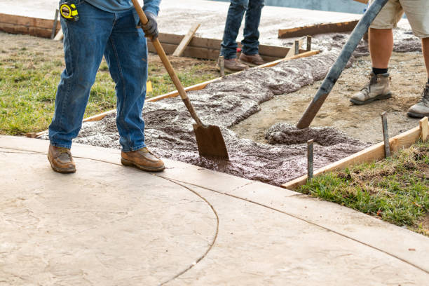 Best Concrete Driveway Installation  in Oak Park, CA